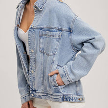 Load image into Gallery viewer, Denim Oversized Jacket