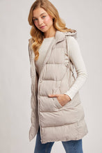 Load image into Gallery viewer, Hooded Longline Puffer Vest