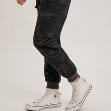 Load image into Gallery viewer, Women's Camo Jogger Pants