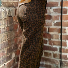 Load image into Gallery viewer, Seam Detail Patchwork Leopard Print Pants
