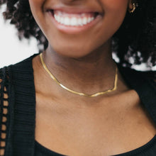 Load image into Gallery viewer, Ella Herringbone Necklace
