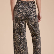 Load image into Gallery viewer, Leopard Print Pants
