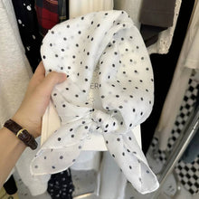 Load image into Gallery viewer, Retro Cashew Print Lightweight Silk Scarf
