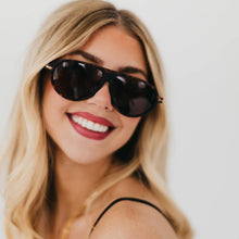 Load image into Gallery viewer, Retro Oval Flat Aviator Sunglasses

