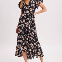 Load image into Gallery viewer, Floral Print Wrap Dress
