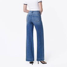 Load image into Gallery viewer, High Rise Trouser Fold Wide Leg Jeans
