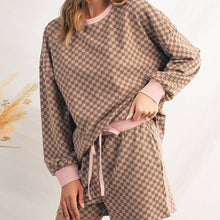 Load image into Gallery viewer, Checkered Long Sleeve Pullover &amp;  Shorts Set
