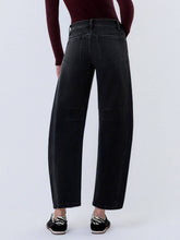 Load image into Gallery viewer, High Rise Ankle Barrel Jeans ~ Black
