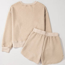 Load image into Gallery viewer, Quilted Long Sleeve Pullover and Shorts Set
