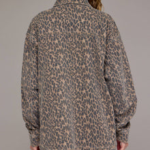 Load image into Gallery viewer, Leopard Print Oversized Jacket

