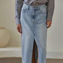 Load image into Gallery viewer, Denim Light Wash Cut off Midi Skirt
