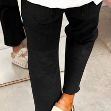 Load image into Gallery viewer, Frayed Cropped Black Wash Denim Jeans

