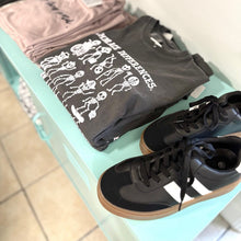 Load image into Gallery viewer, Women's Sneakers
