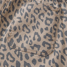 Load image into Gallery viewer, Leopard Print Pocketed Wide Leg Jeans
