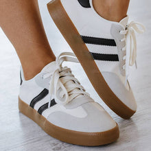 Load image into Gallery viewer, Striped Lace-up Flat Sneakers
