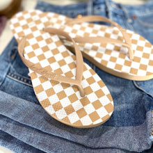 Load image into Gallery viewer, Women's Classic Checker Flip Flops
