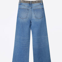 Load image into Gallery viewer, High Rise Leopard Print Waistband Jeans ~ Olivia

