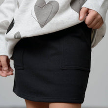 Load image into Gallery viewer, Stitch Pocket Skort - Black
