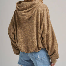 Load image into Gallery viewer, Bubble Hem Leopard Hoodie
