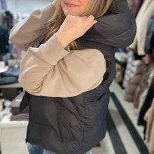 Load image into Gallery viewer, Puffer Hooded Vest ~ SALE

