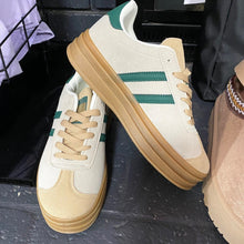 Load image into Gallery viewer, Women's Platform Sneakers (2 colors)
