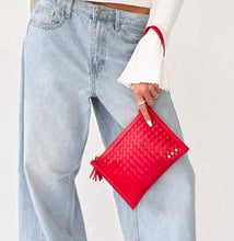 Load image into Gallery viewer, Veda Woven Crossbody and Clutch Bag
