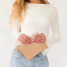 Load image into Gallery viewer, Veda Woven Crossbody and Clutch Bag
